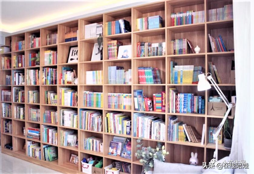 书柜开放式好看还是有门好看,书柜选开放式