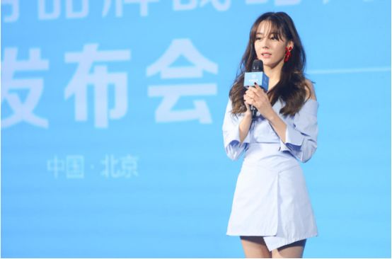 迪丽热巴脸瘦脱相,迪丽热巴瘦脱相