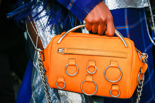 msgm女装20年新款,意大利潮牌msgm格纹收腰设计