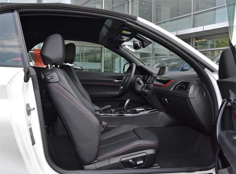 奥迪a3和宝马3系哪个更具有性价比,奥迪a3敞篷2023款落地价