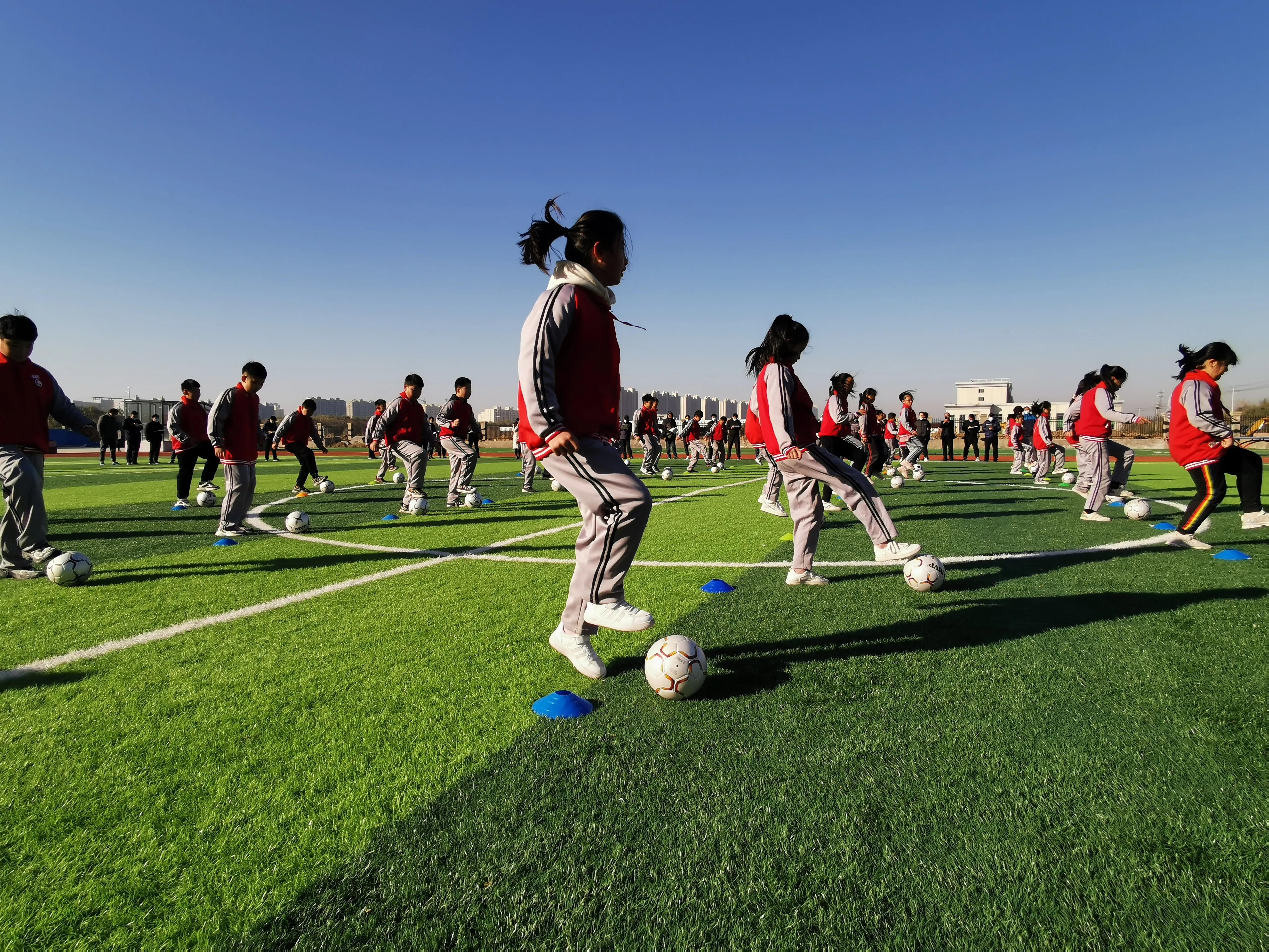 定陶区第四实验小学运动会,莒县第四实验小学体育公开课视频