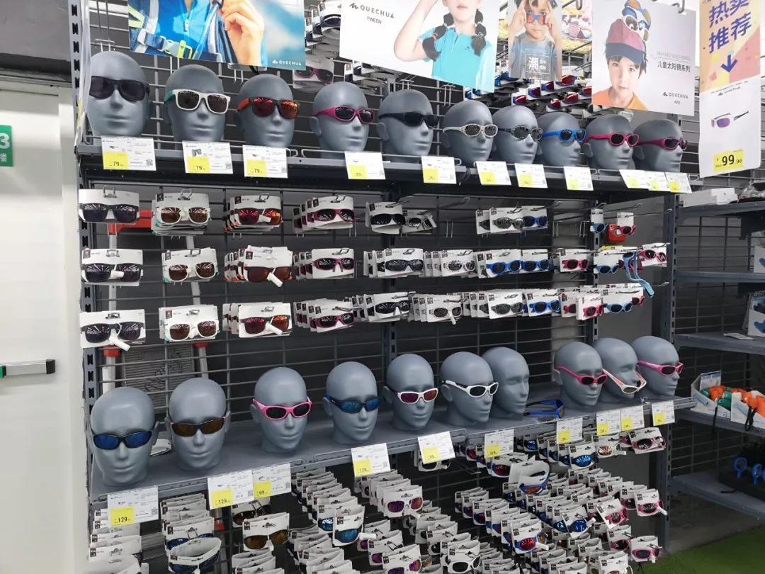 眼镜品牌排行榜前十名墨镜,给孩子怎么选太阳镜