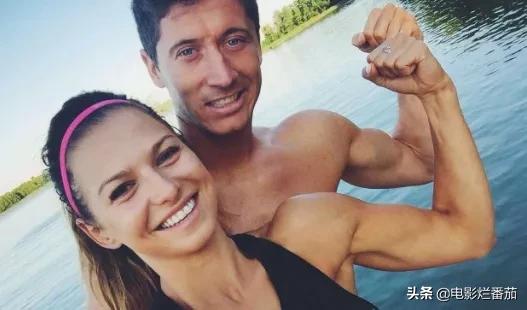 十位美艳太太，莱万妻最“凶悍”，皮克妻最有名，格策妻最有手段