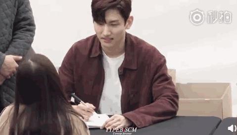 中韩大型被迫营业现场，看几遍笑几遍