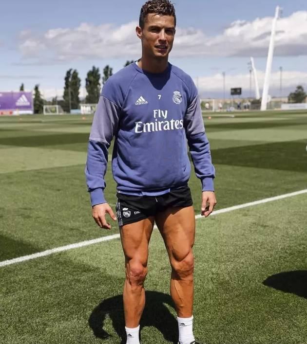 足坛大腿最粗的明星,足坛最难破的10大纪录c罗