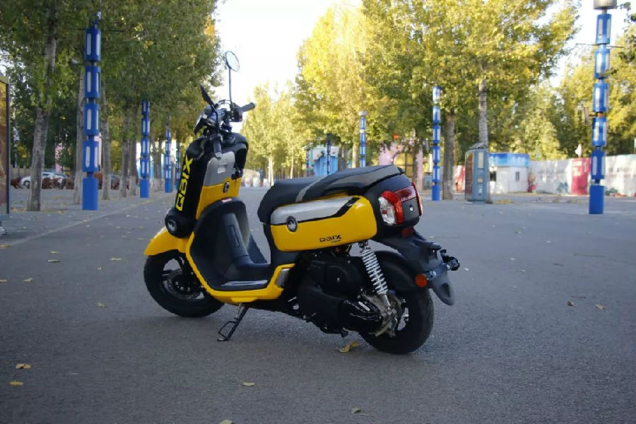 飞鹰e酷踏板摩托车,飞鹰e酷最新款