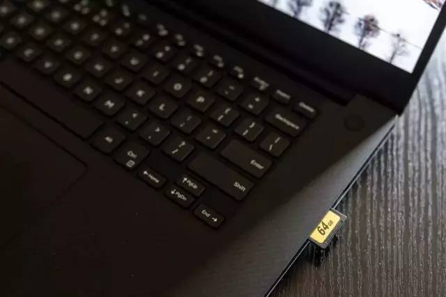 新一年，和XPS15一起成为更好的自己