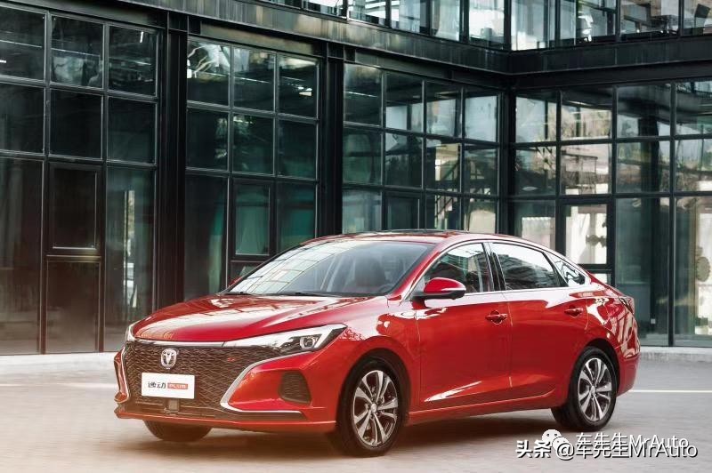 新一代福特福睿斯六方位看车,21款福特新福睿斯全面评测