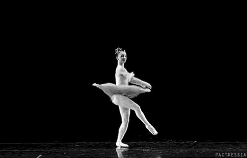 怎样跳舞不僵硬怎样跳舞有弹性,跳舞身体僵硬不协调如何改善