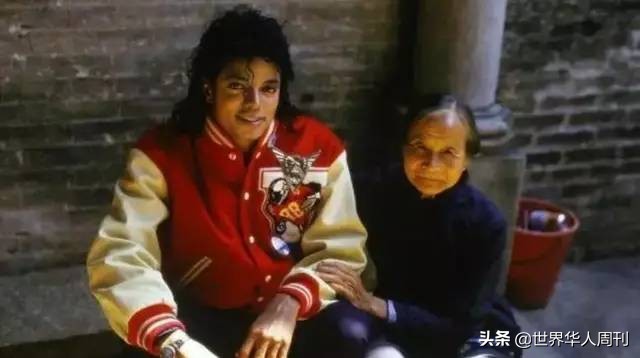 30多年前迈克尔杰克逊来中国,迈克尔杰克逊第一次去中国农村