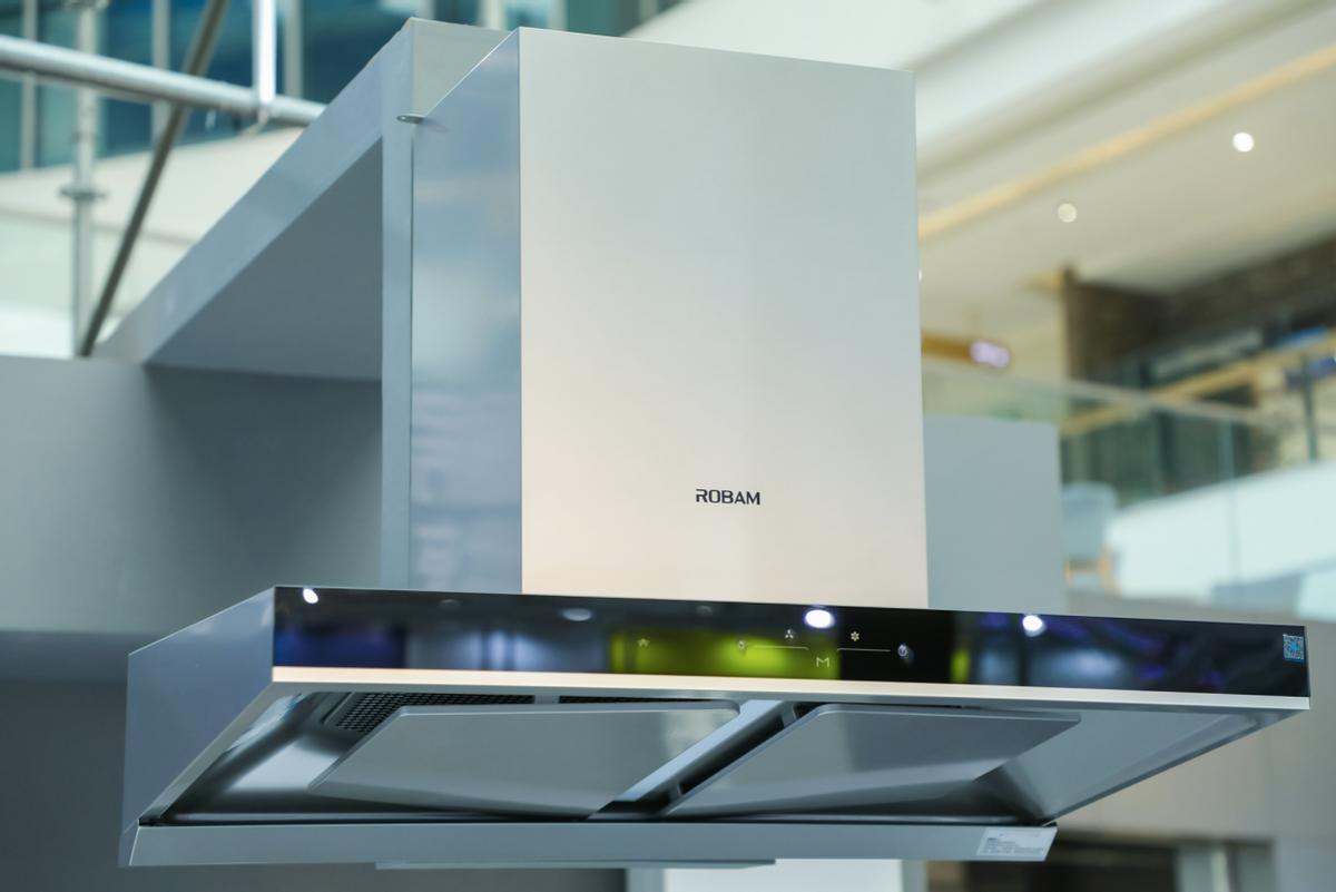 新品60D1S面市老板电器联手京东、孟美岐打造娱乐轰趴