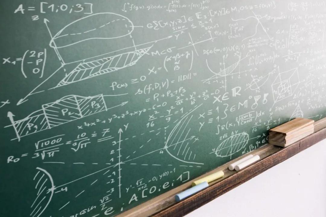 赞美退休老师的对联,赞美老师的对联或名言