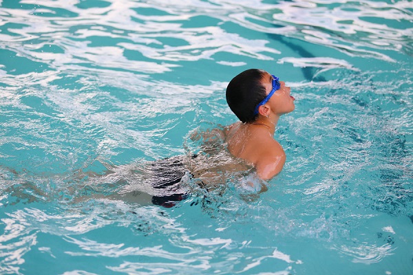 90后妈妈生二胎18小时,90后妈妈生四对龙凤胎