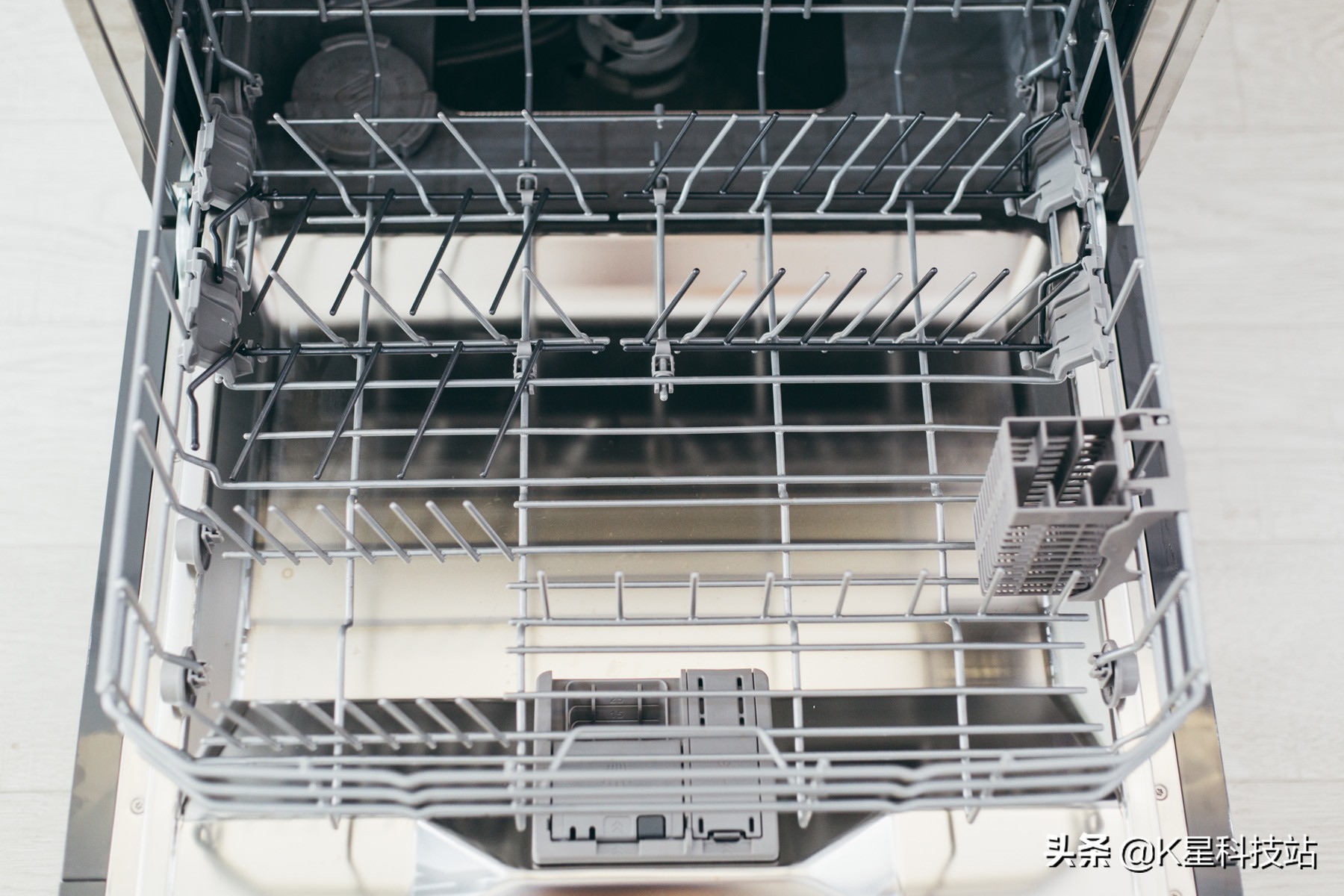 家里装修最实用的电器和装修风格,新房装修最实用的小家电