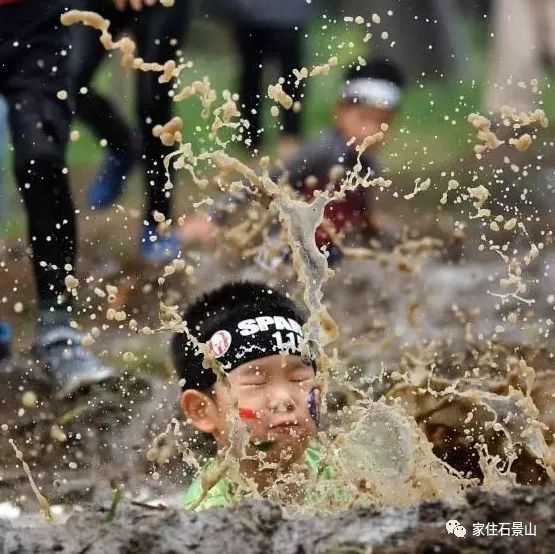 钃濆ぉ娴疯穬鍙岃骞煎効鍥寳浜煶鏅北,鐭虫櫙灞卞弻璇辜鍎垮洯