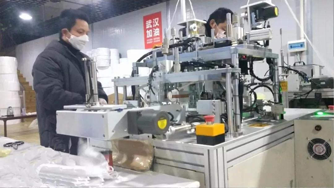 二十天创办一个口罩厂，周禄英：政府需要，群众需要，值得干