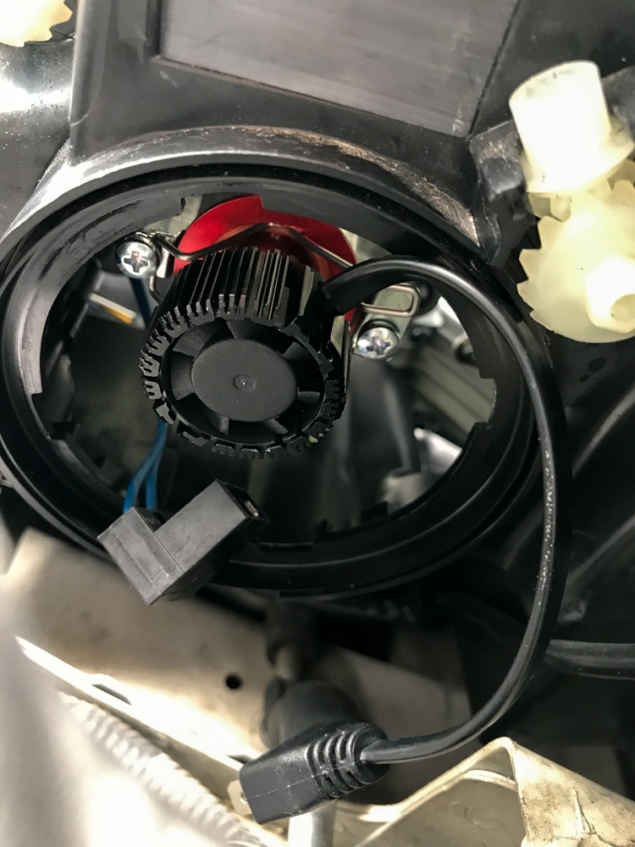 宜事达led车灯好不好,宜事达led车灯