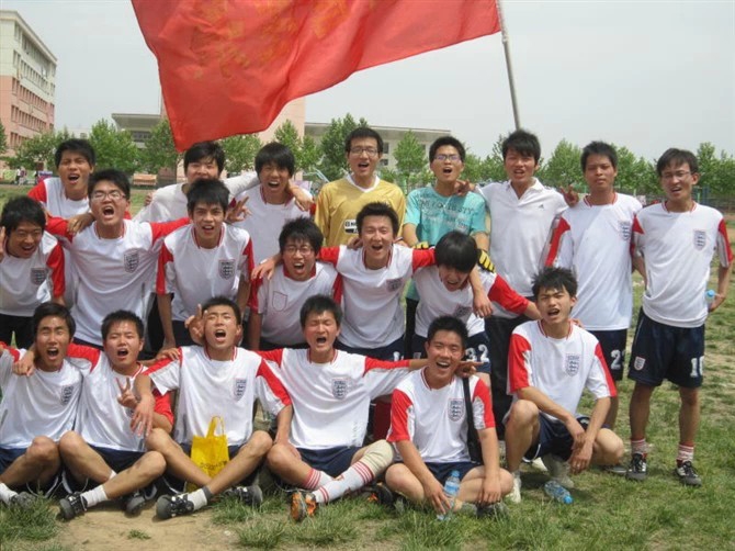 我的足球梦,我的足球梦从此结束