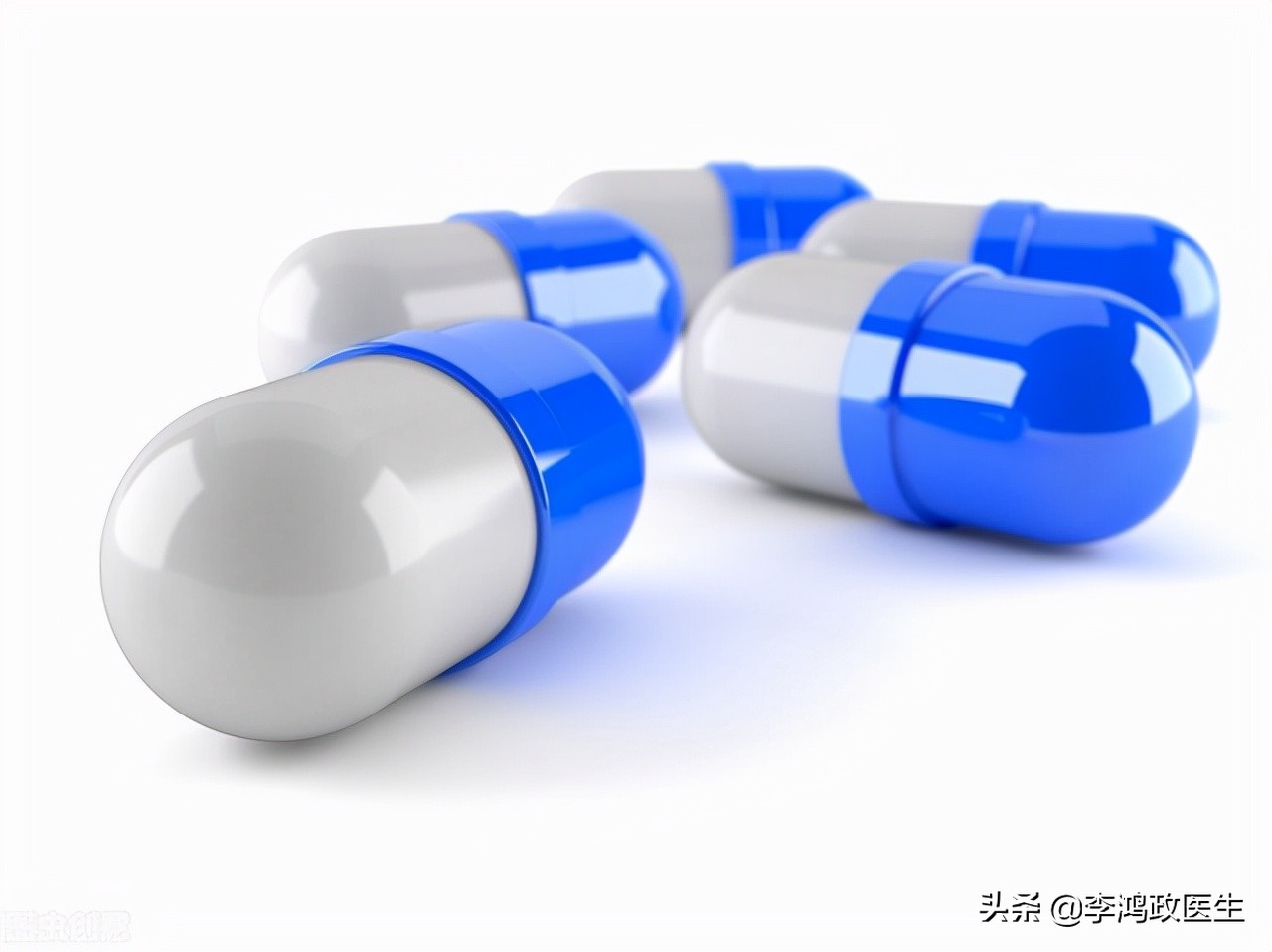 男子脚痛,男子脚扭伤疼痛难忍