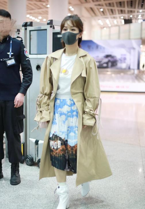 杨紫最新造型同款穿搭,杨紫最近的穿搭还真是进步神速