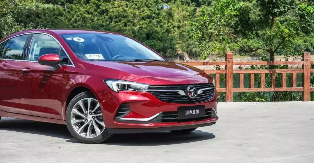 别克威朗2022款20tcvt领先型落地价,2019款别克威朗1.5t双离合20t领先型