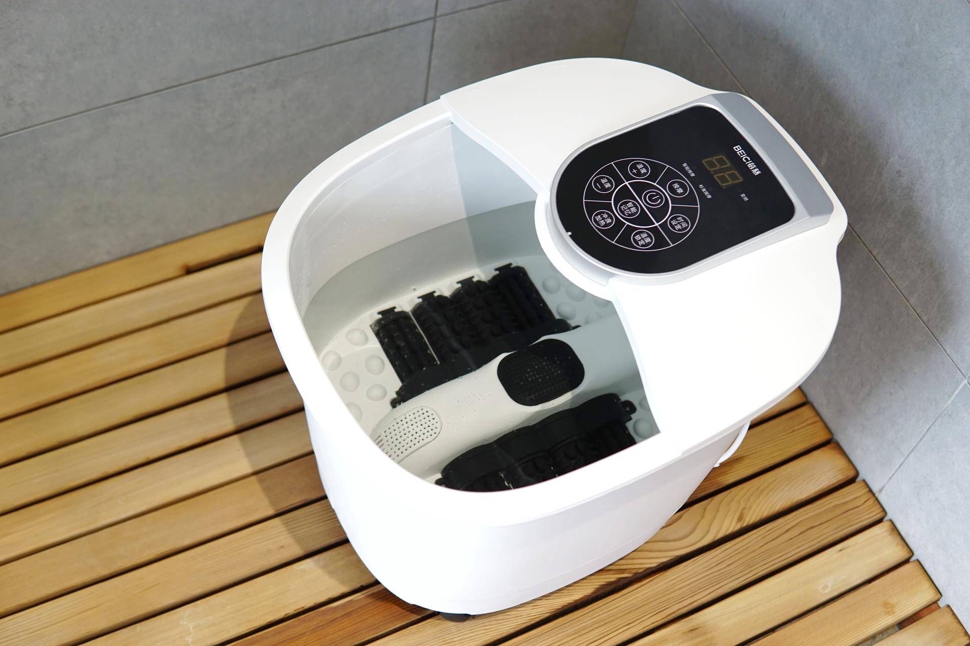 泡脚桶如何选择不鸡肋,泡脚桶真的有用吗