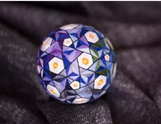 红底樱花手鞠球编织视频,大唐手鞠球编织教程