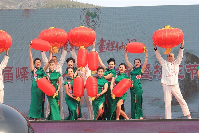 枣庄峄城仙人洞桃花节,峄城仙人洞桃花节直播