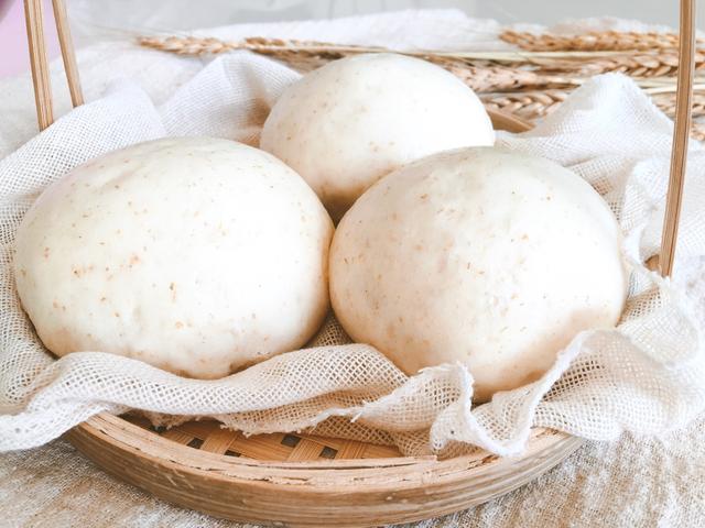 自己蒸的馒头有酸味,自己蒸的馒头有酒味是怎么回事