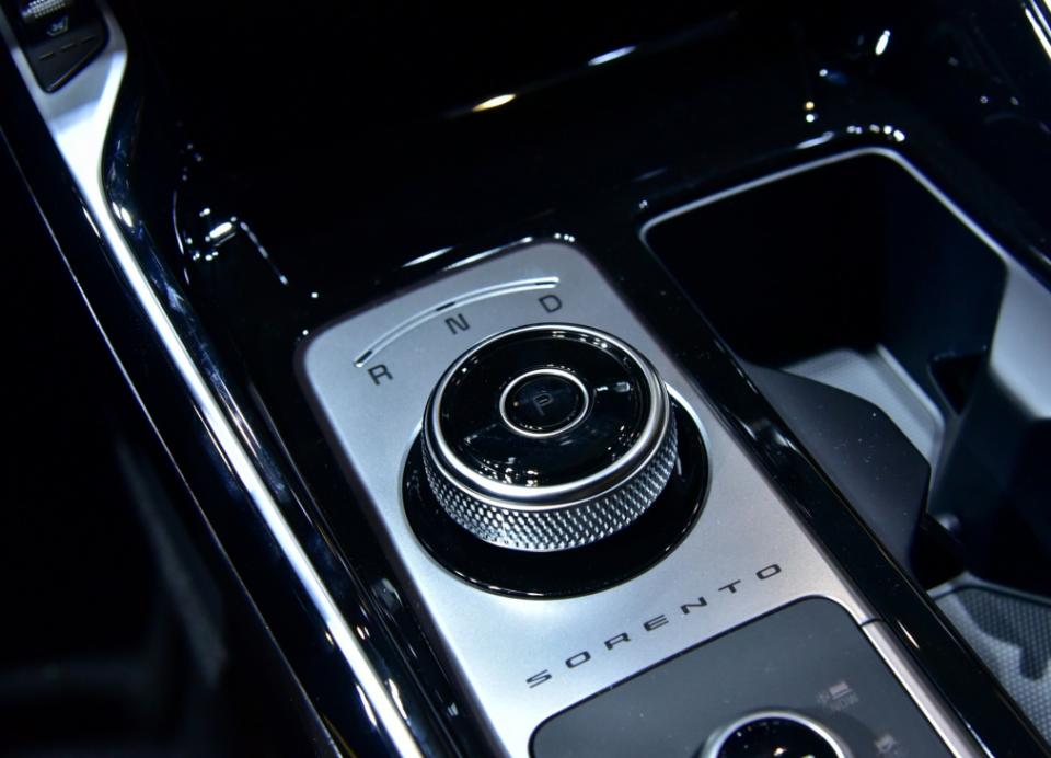 起亚索兰托对比汉兰达,柴油版索兰托和汉兰达哪个好