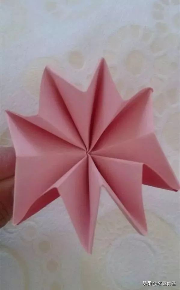 母亲节手工康乃馨简单又漂亮,母亲节适合给妈妈做的康乃馨手工