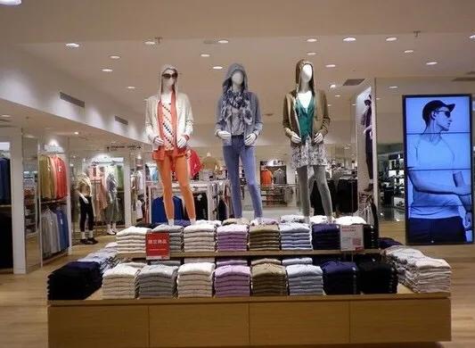 优衣库的服装摆放标准,优衣库陈列搭配技巧讲解