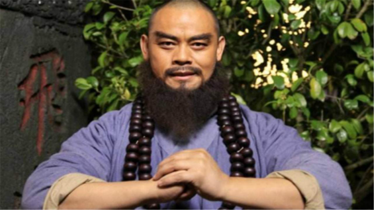 水浒传中的鲁智深是个怎样的人,鲁智深为什么深受方丈喜欢