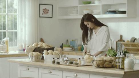 马天宇沃尔玛百事都出动了，现在10后过生日这么大阵仗？