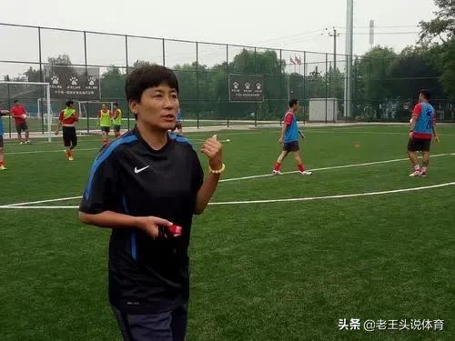 铿锵玫瑰1971,铿锵玫瑰中国女足1996年