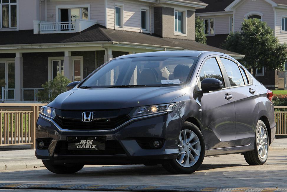 最新款起亚k2长宽高,2w块钱起亚k2能买到哪些车