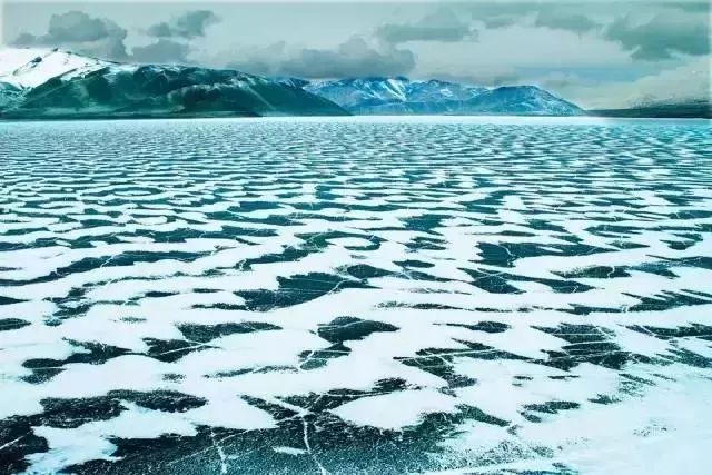 新疆喀什到巴基斯坦需要怎么过去,喀什通巴基斯坦公路