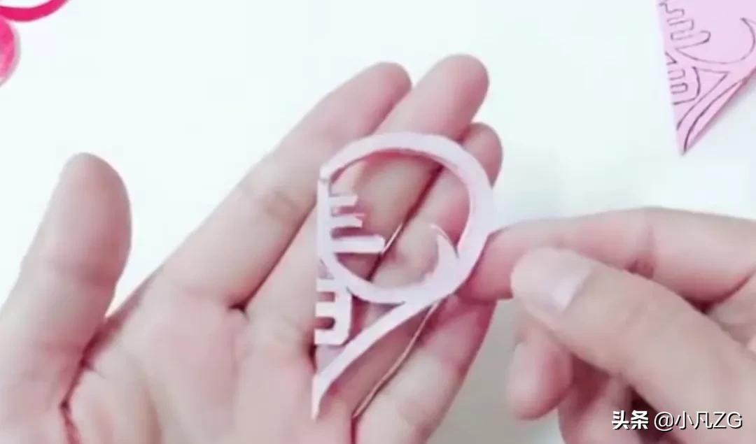 用红包做剪纸窗花灯笼,元旦灯笼红包手工