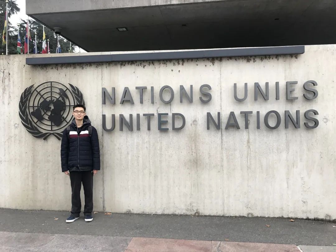 北京4位超牛学霸：全部被中国外交部录取，还都来自同一所大学！