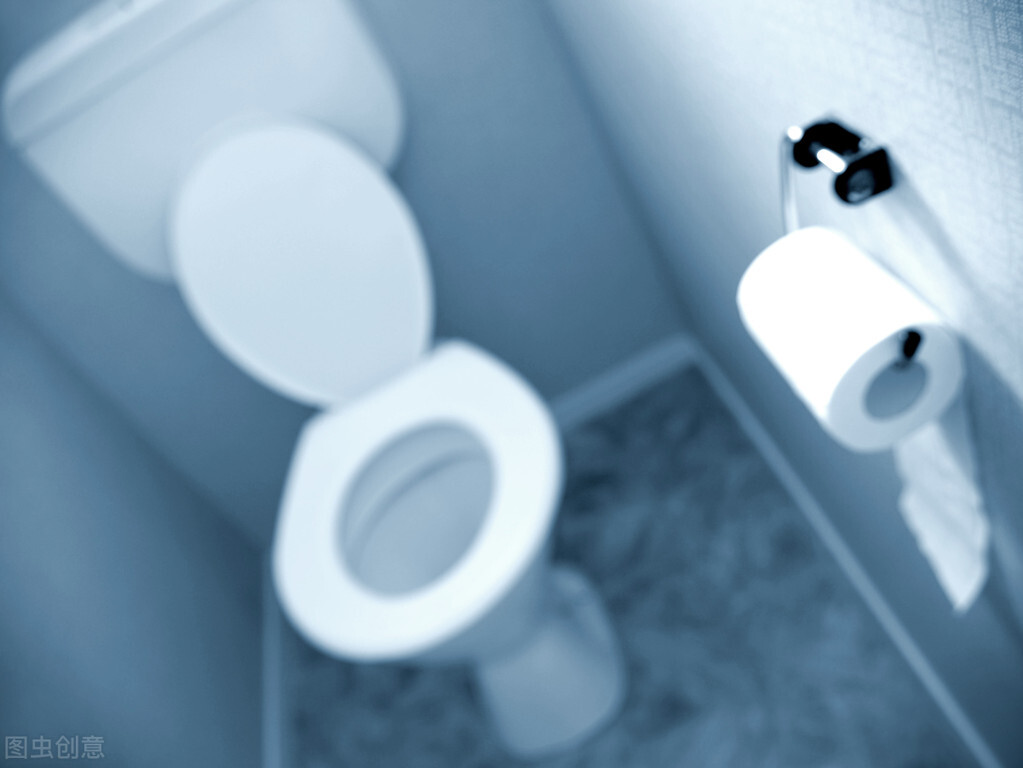 中国人每天排粪便多少吨,中国人每天能排多少粪便