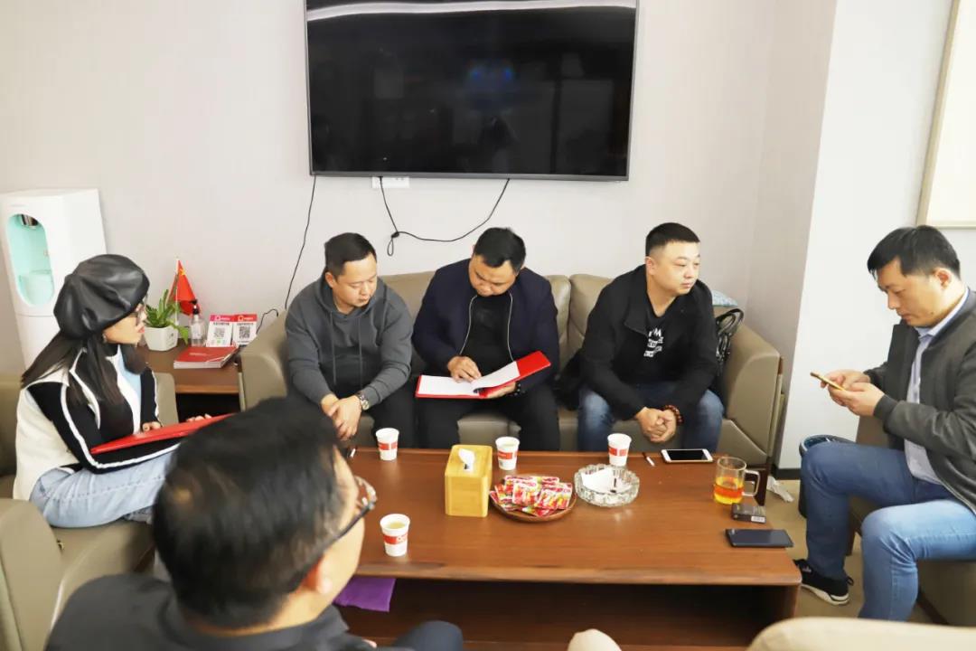 炒珍香湘春路店,炒珍香城市食堂8个店地址