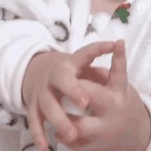 吴昕素颜真的很漂亮吗,吴昕为什么这么频繁上热搜