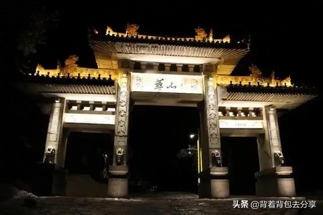 西上西下华山怎么避开长空栈道,西岳华山景区华山西峰