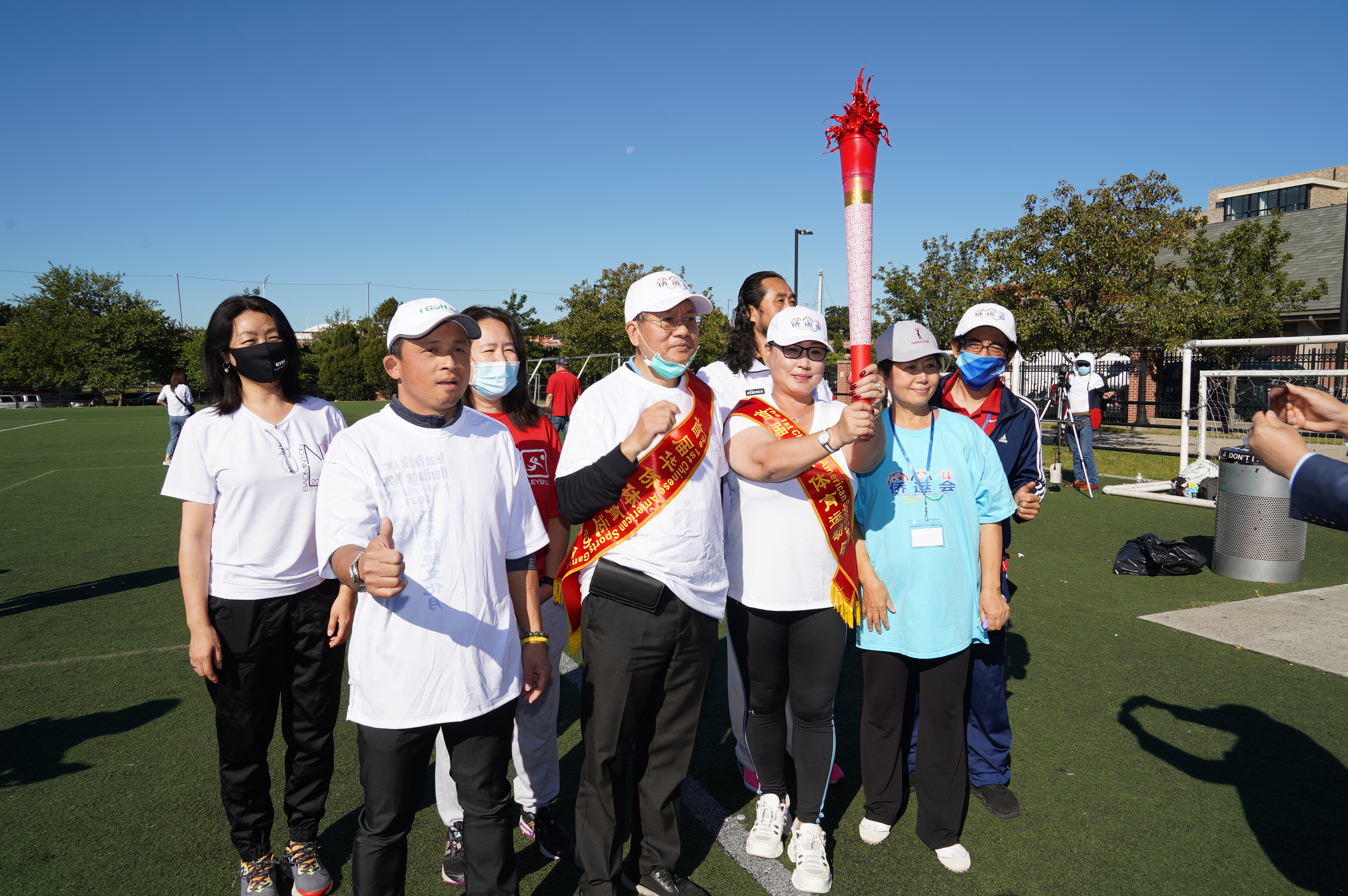 庆国庆70周年主题活动,庆国庆文艺汇演中国红