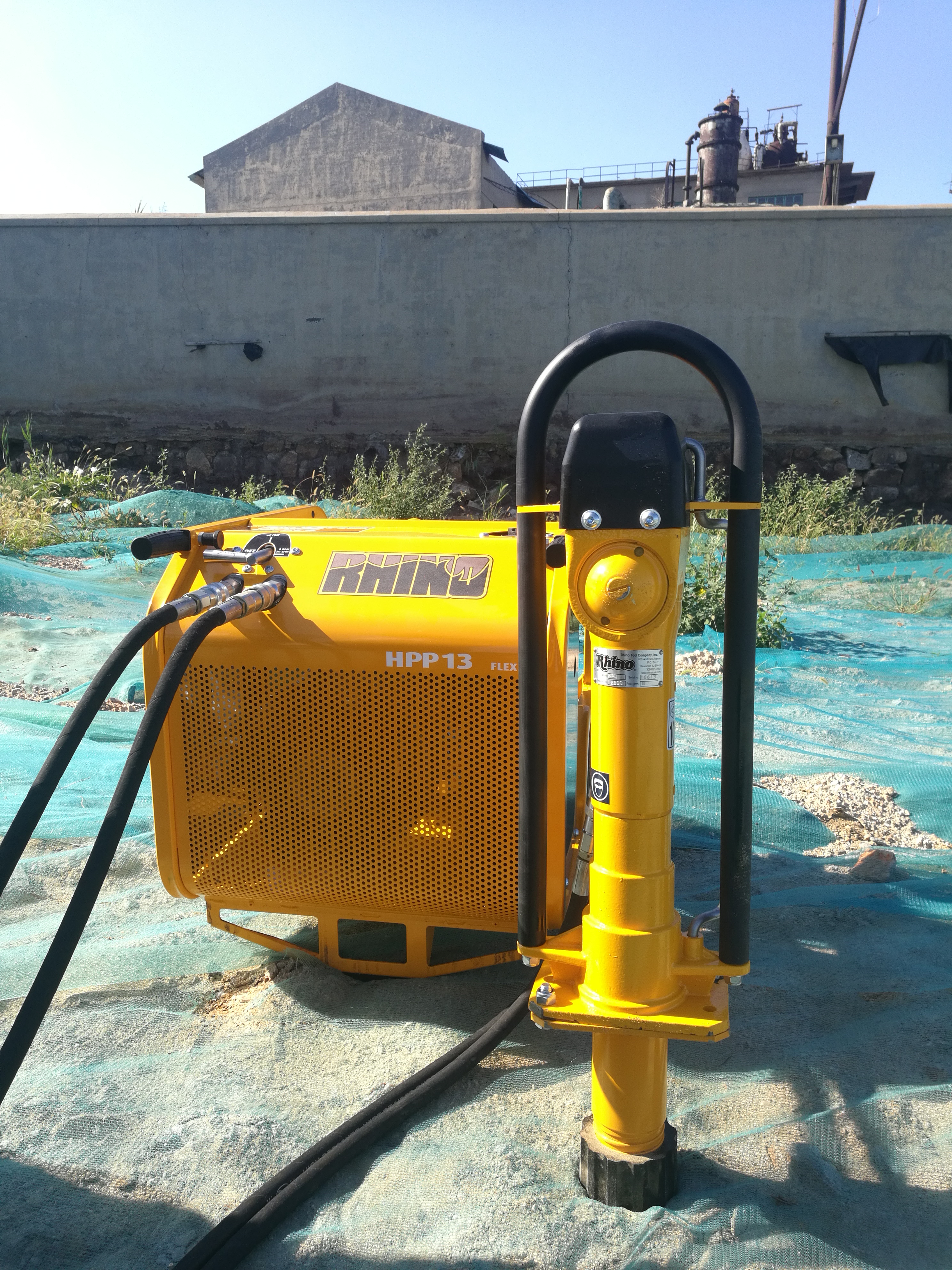 土壤修复钻机,直推式土壤取样钻机