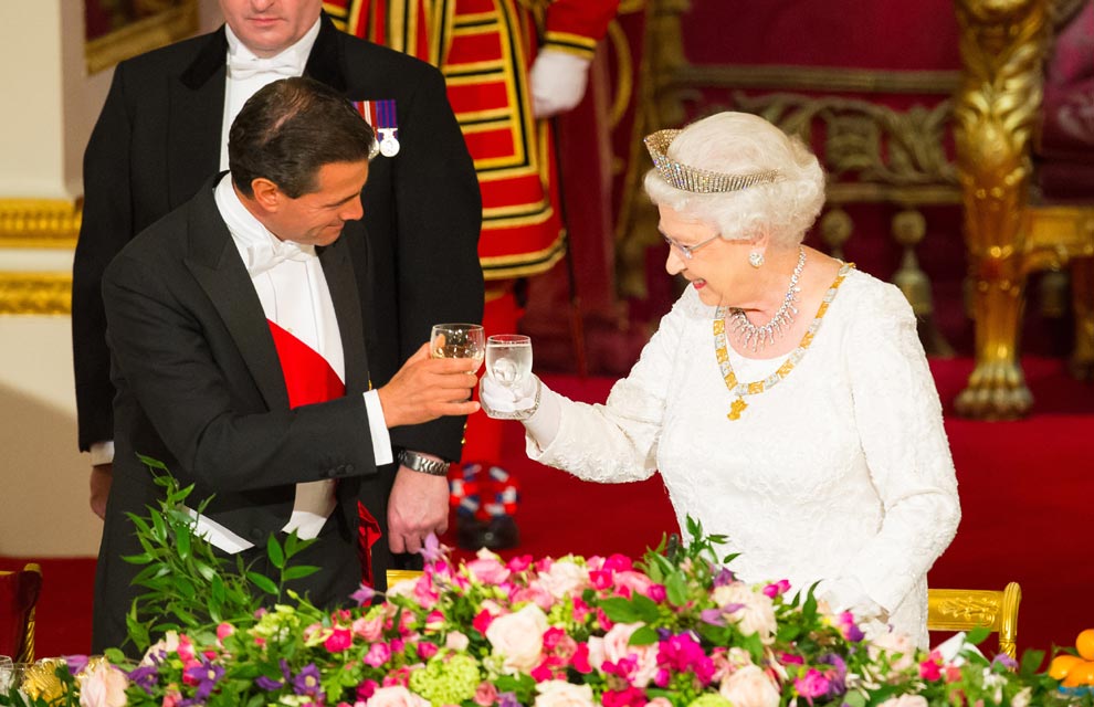 英国王室每天吃什么最好,揭秘英国王室饮食禁忌和偏爱