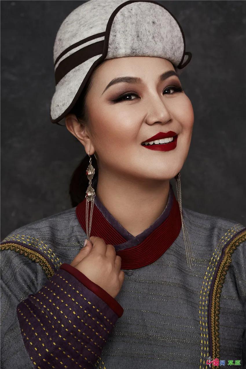 走进呼伦贝尔草原的深处,走进草原聆听天籁之音