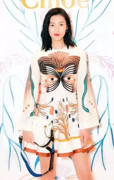 刘雯同款平价包,刘雯同款圆筒包