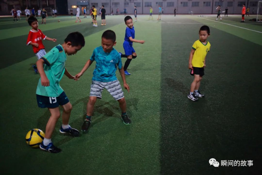 晚上的少年足球训练班（五）
