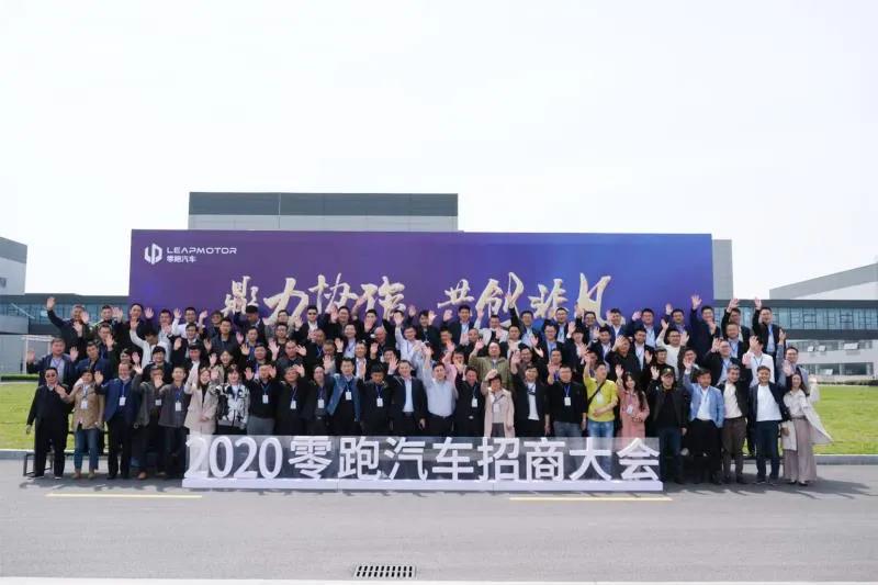 零跑新能源汽车t03值得买吗,21款零跑t03新车价格